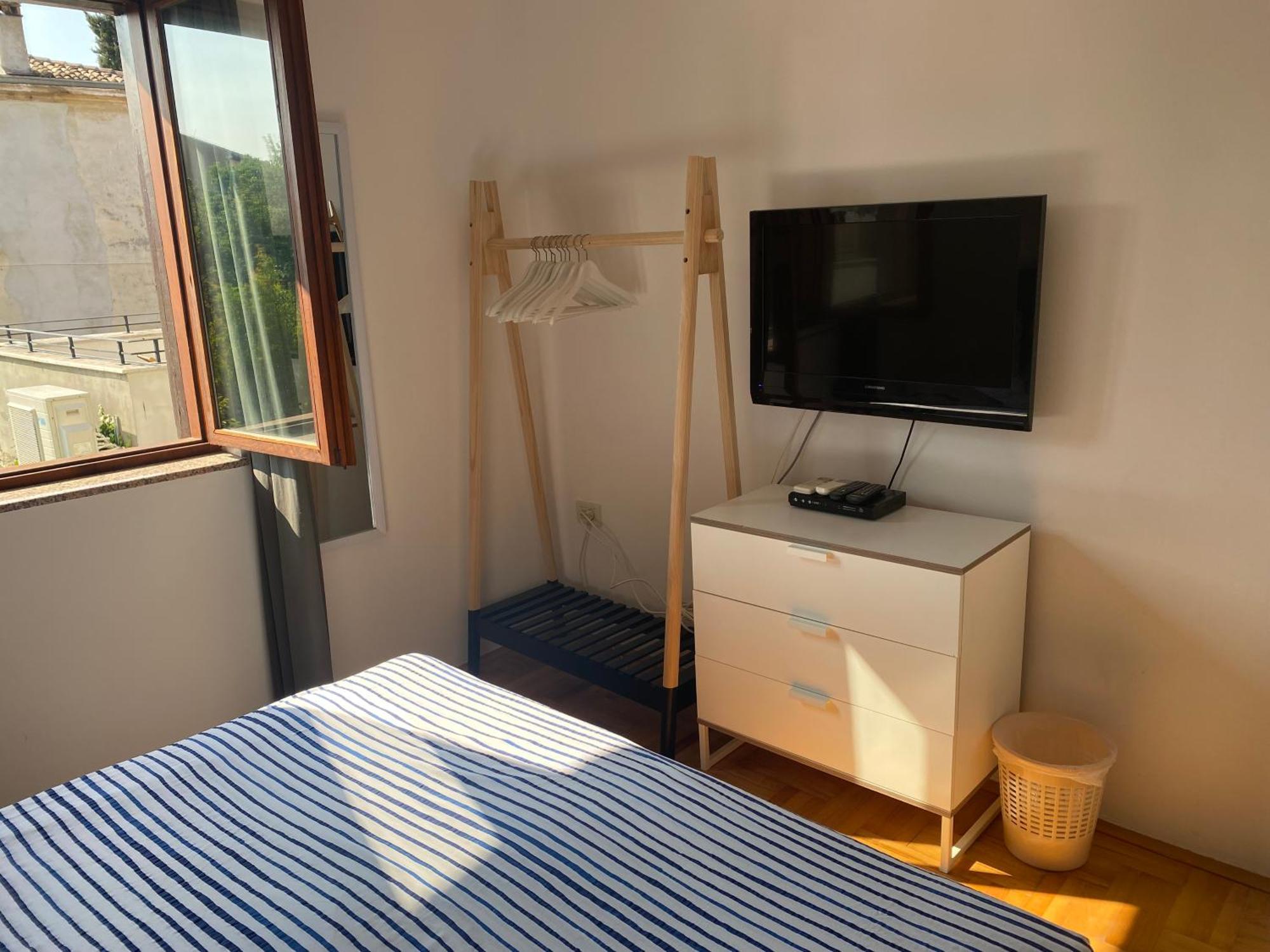 Guest House Marta Ровинь Экстерьер фото